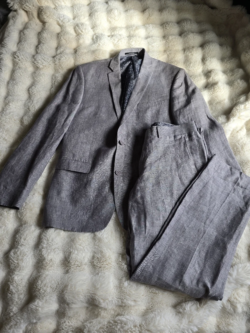 Bar III Men's Gray Linen Suit Set (Jacket 42RPants 3232) - Picture 1 of 9